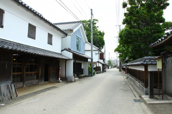 長崎街道が通る佐賀市柳町付近